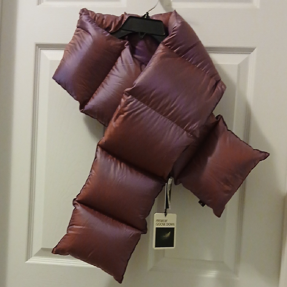 Tna Premium Goose Down Super Puff Scarf in Purple NWT